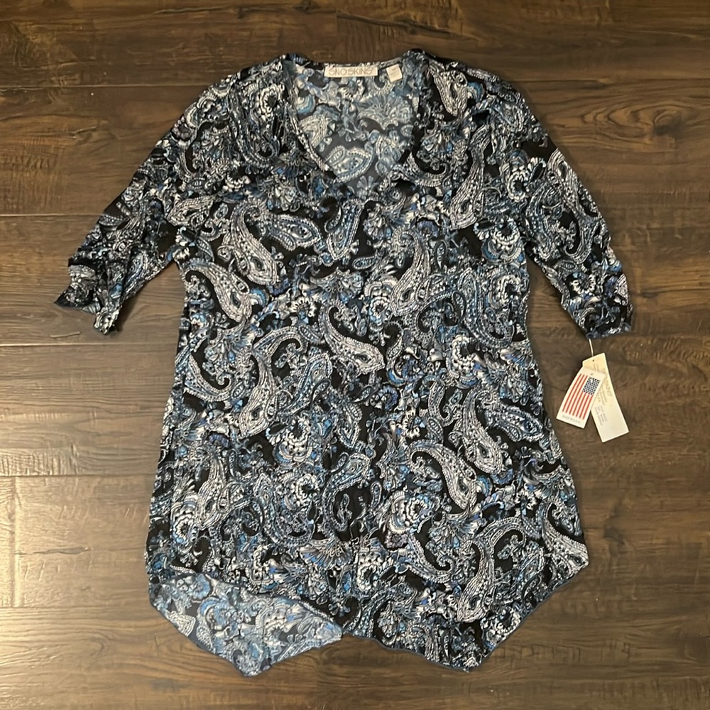 Sno Skins 3/4 Sleeve Blouse